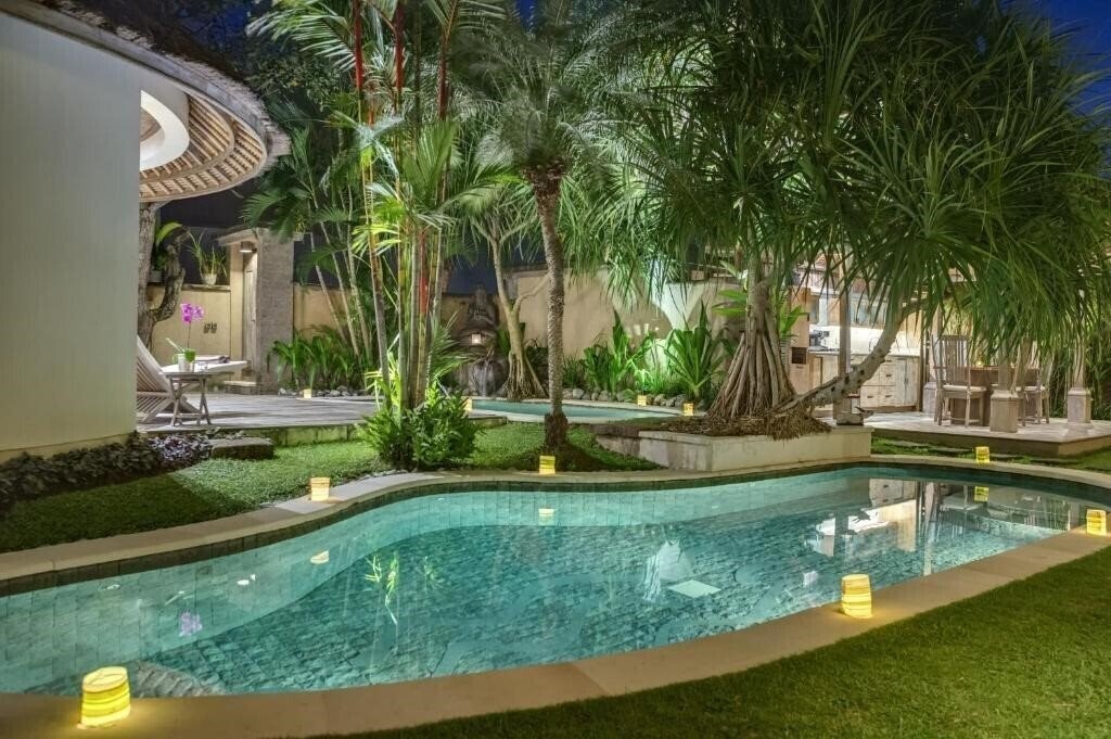 Фотография Villa Tirta Naga Bali 4*