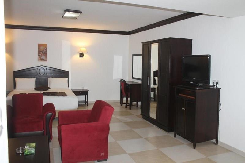 Imaginea Rest Hills Suites 3*