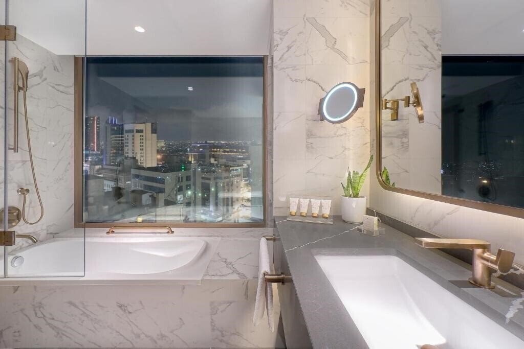 Fotografie Kempiniski Hotel 5*