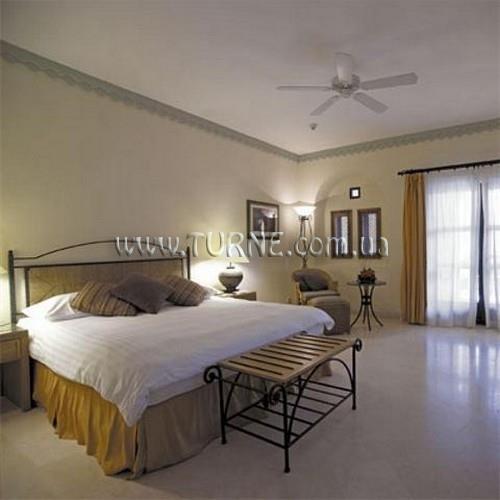 Imaginea Azraq Wetland Reserve 3*