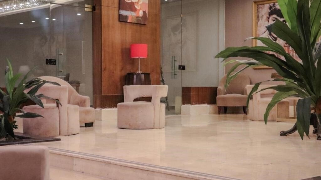 Imaginea Sandy Palace Hotel 3*