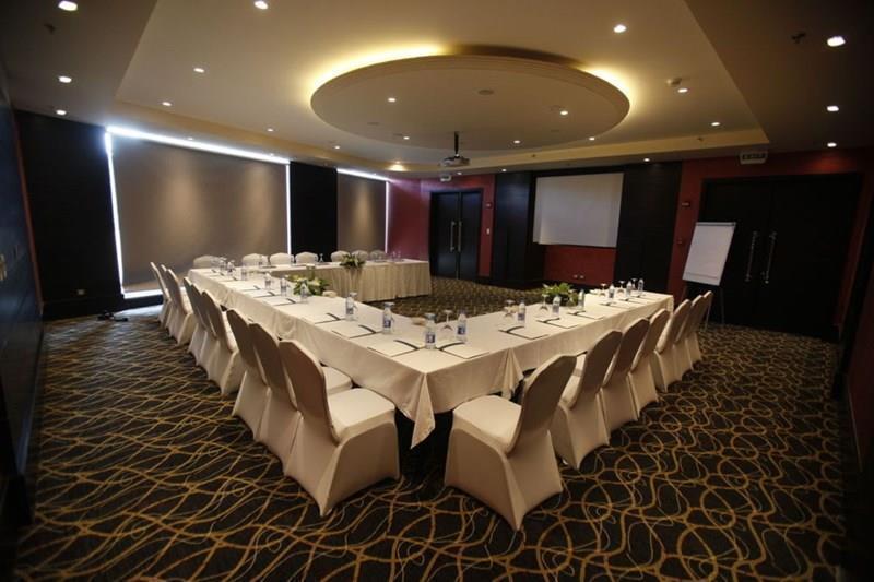 Imaginea Millennium Hotel Amman 5*