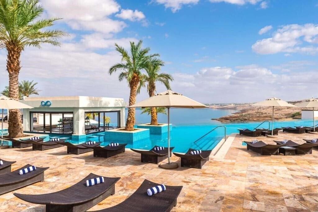 Изображение Hilton Dead Sea Resort & SPA 5*