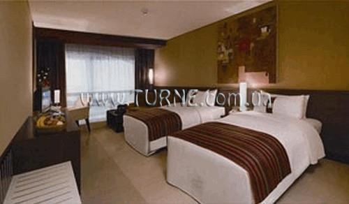 Hotel Holiday Inn Resort 4*