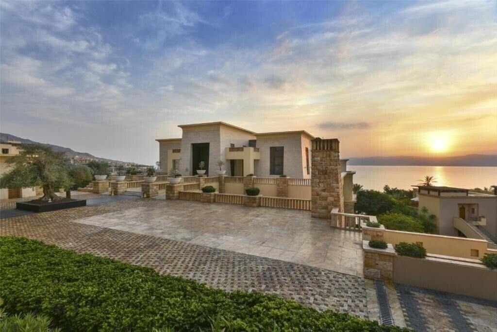 Imaginea Kempinski Ishtar Dead Sea Hotel 5*