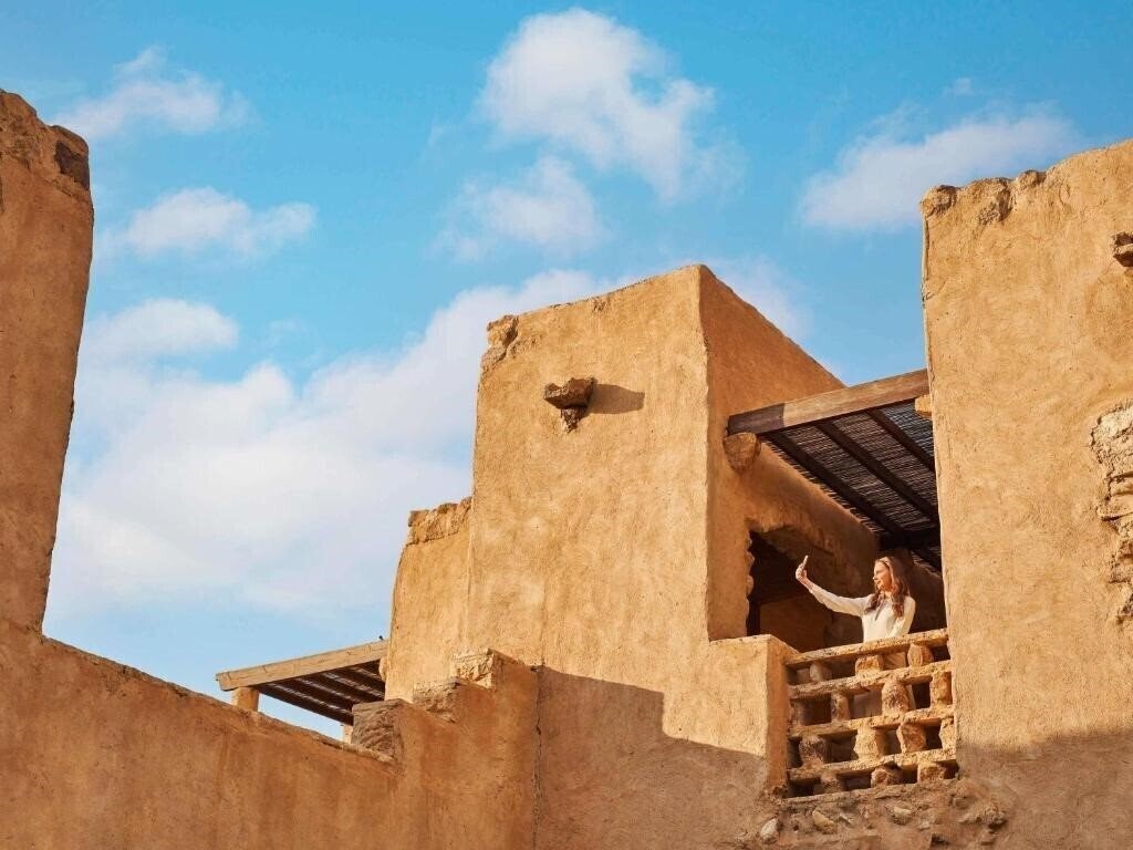 Imaginea Moevenpick Resort & Spa Dead Sea 5*