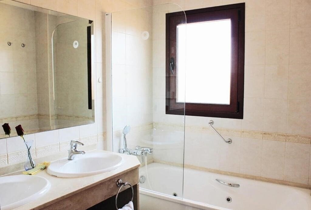 Imaginea Apartamentos Albir Confort - Golf Apart 3*