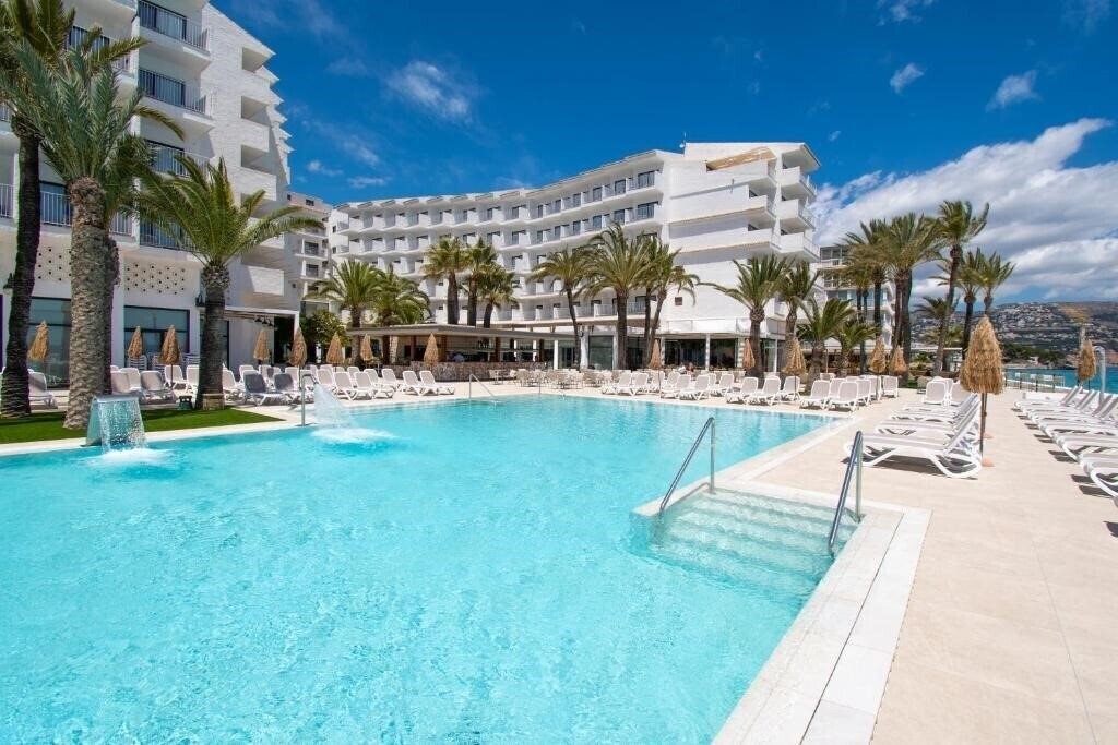 Hotel Cap Negret 4*
