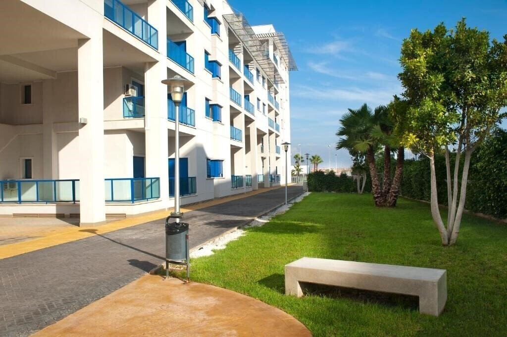 Hotel Alicante Hills 4*