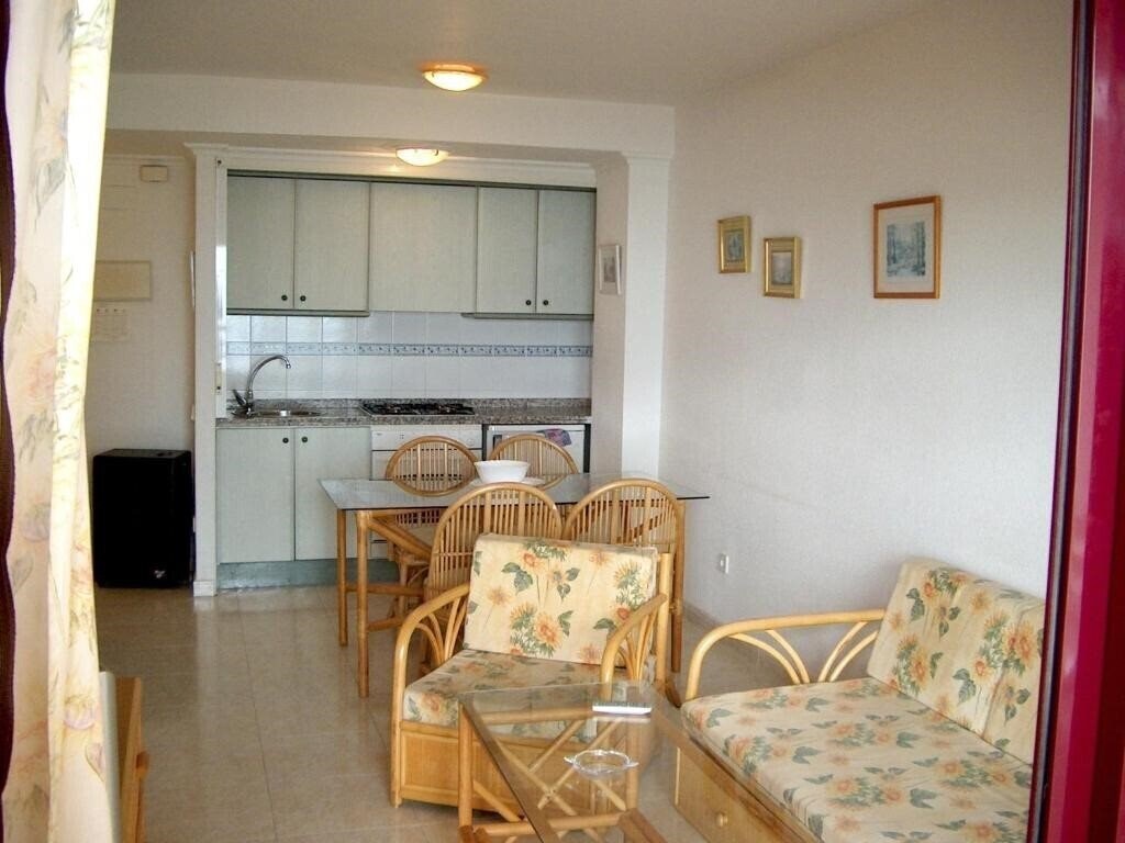 Фото Apartamentos Zafiro Unitursa 3*