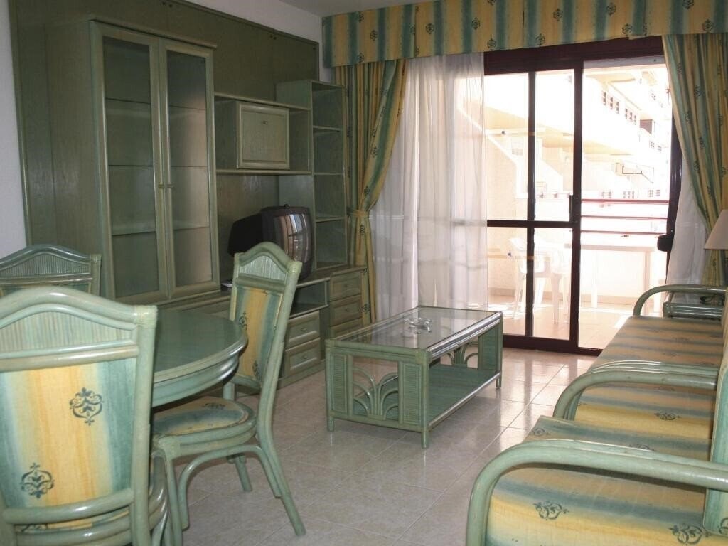 Фотография Apartamentos Zafiro Unitursa 3*
