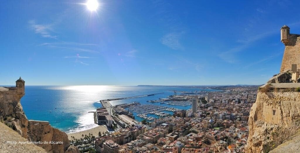 Imaginea Alicante Golf 4*
