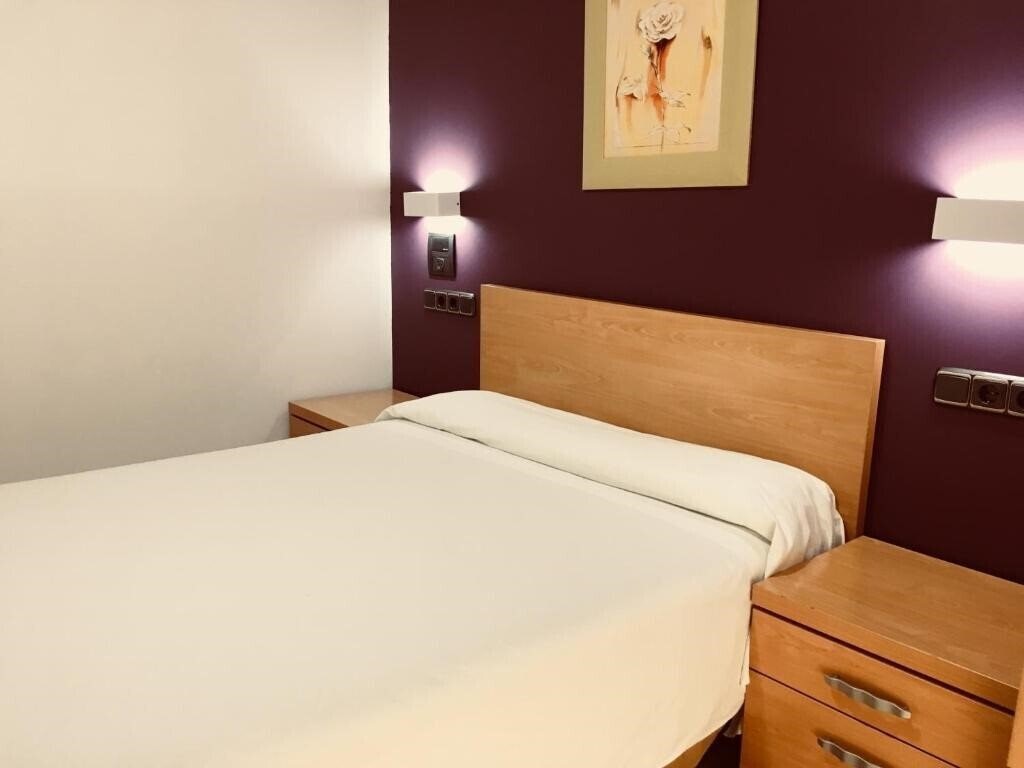 Fotografii Hostal Meseguer 3*