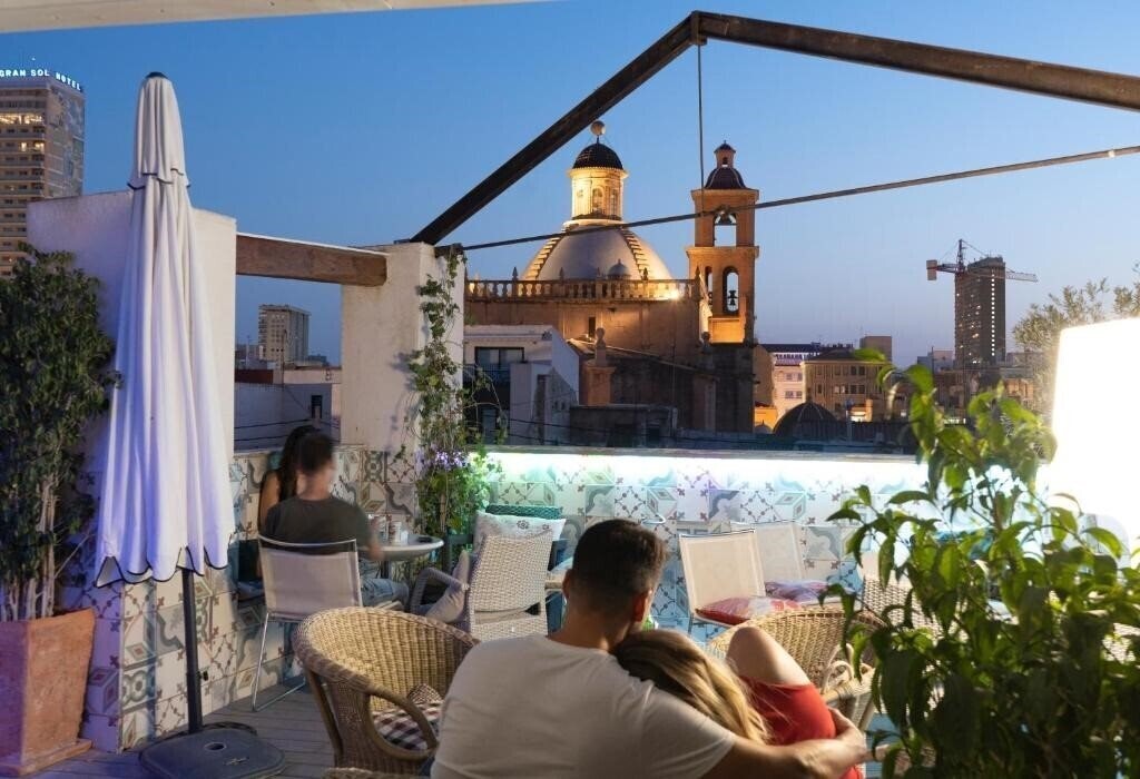 Fotografii Les Monges Palace Boutique (ex. Hostal Les Monges Palace) 3*