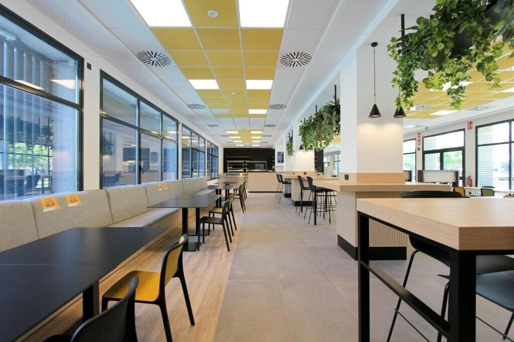 Imaginea Villa Alojamiento Y Congresos 3*