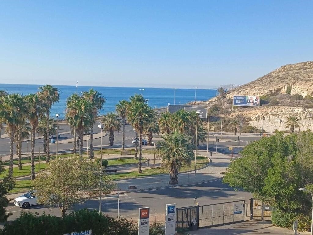 Картинка Ibis Budget Alicante 3*