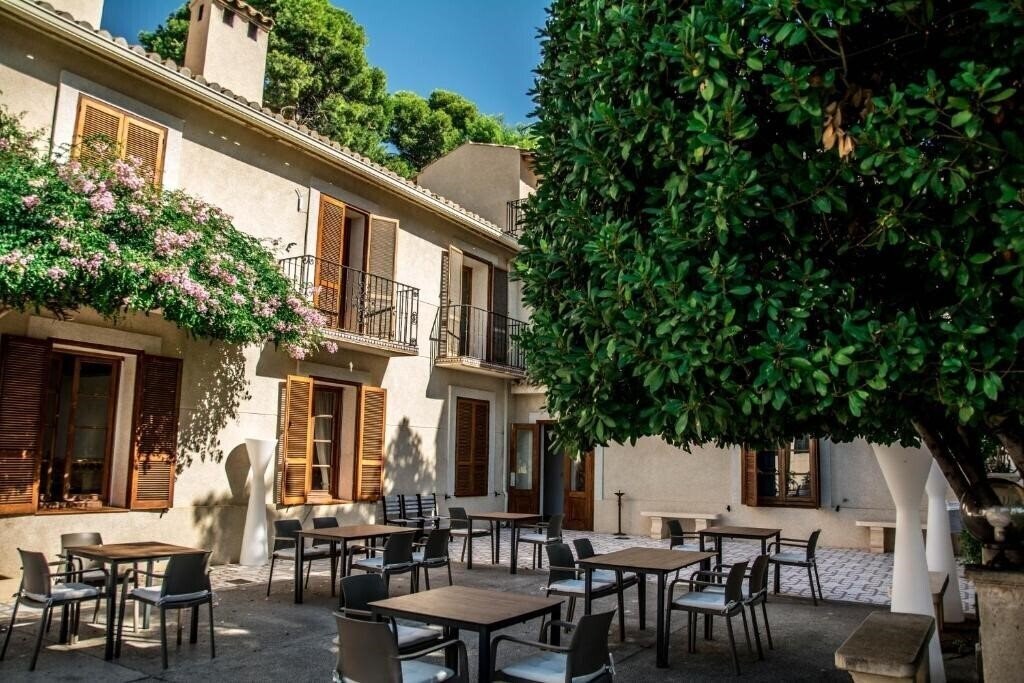 Hotel Torre San Joan 2*