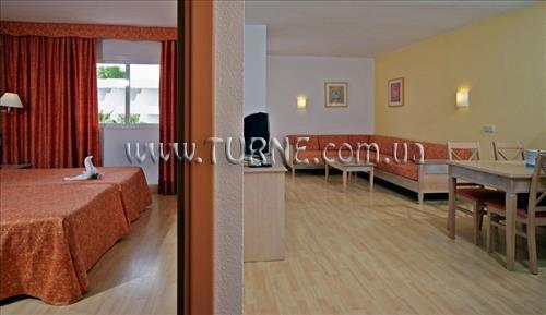 Imaginea Iberostar Playa De Muro Village 5*