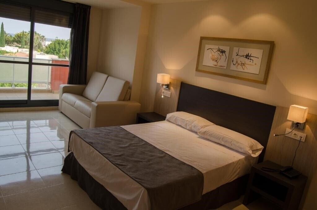 Imaginea Hotel Adaria Vera 4*