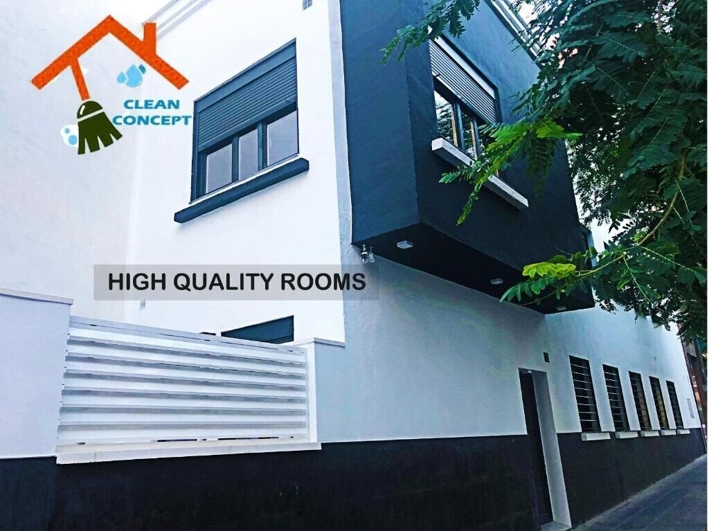 Hotel BF Rooms Almeria Centro (ex. B & Butik Almeria Centro) 3*