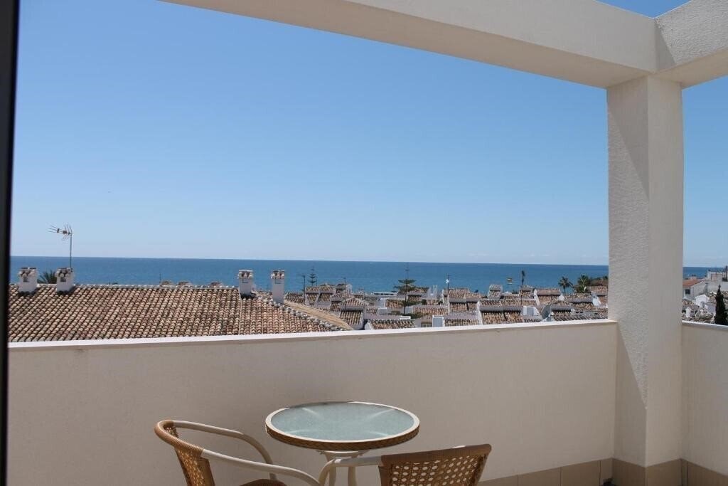 Imaginea Hotel Carmen 2*