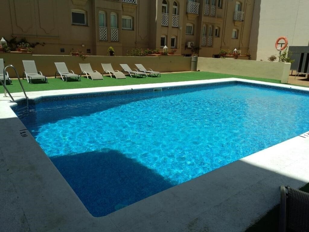 Imaginea Ac Hotel By Marriott La Linea (ex. Ac Hotel La Linea) 3*