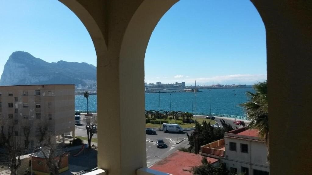 Imaginea Ac Hotel By Marriott La Linea (ex. Ac Hotel La Linea) 3*