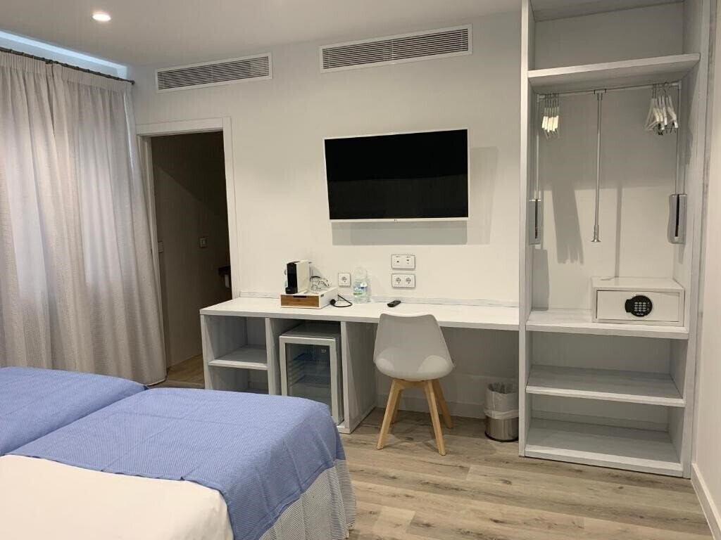 Imaginea Nerja Casual Rooms 4*