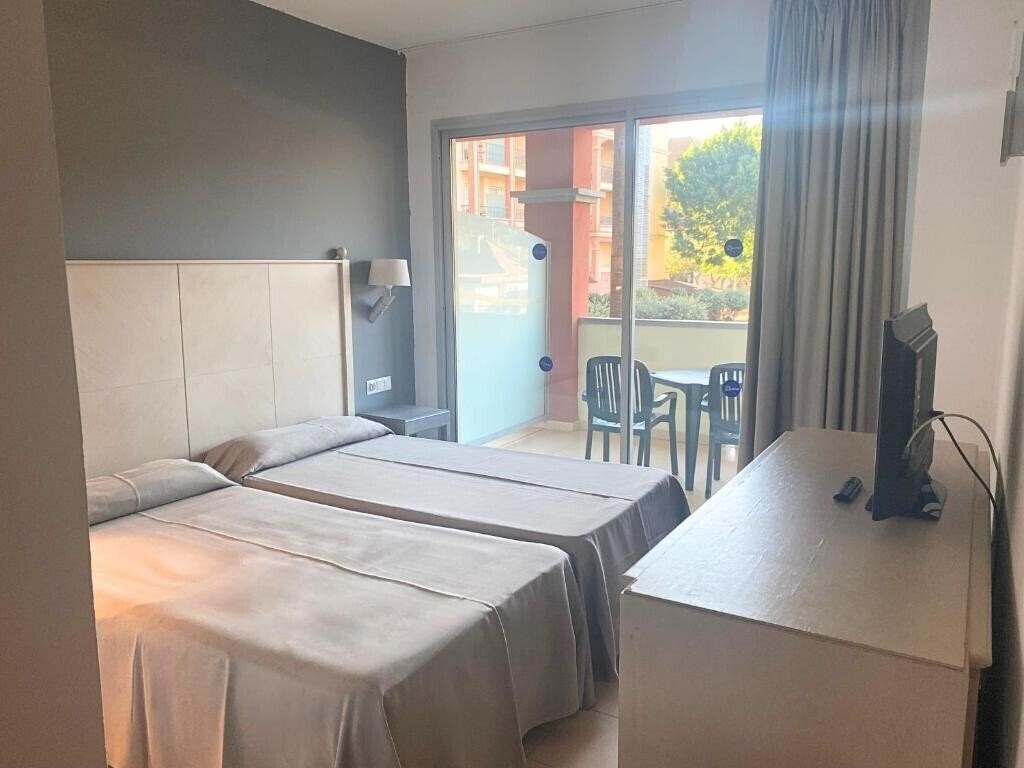 Fotografii Ohtels Islantilla (ex. Asur Hotel Islantilla Suites & Spa) 4*