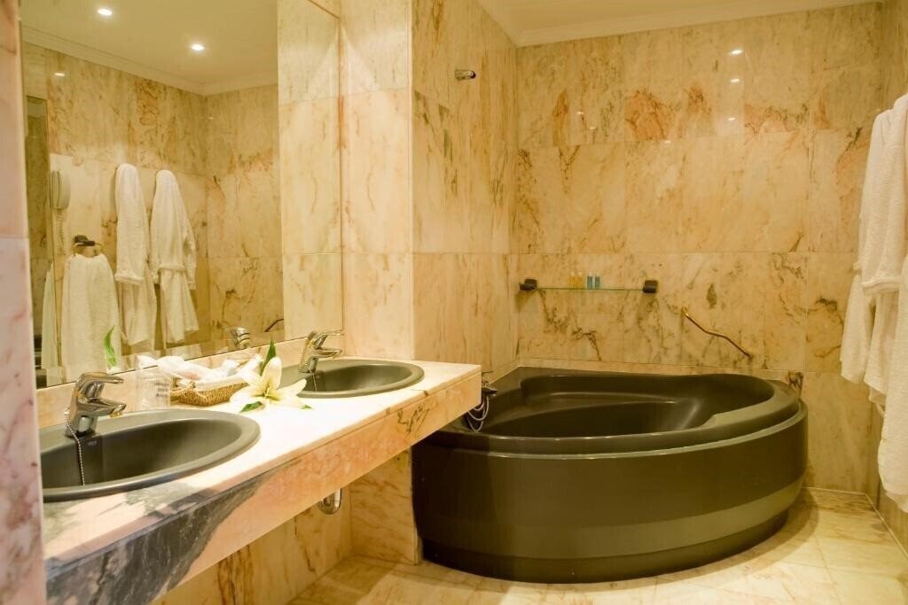 Fotografie La Cueva Park 4*