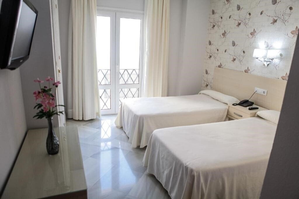 Картинка Hostal Chaikana 2*