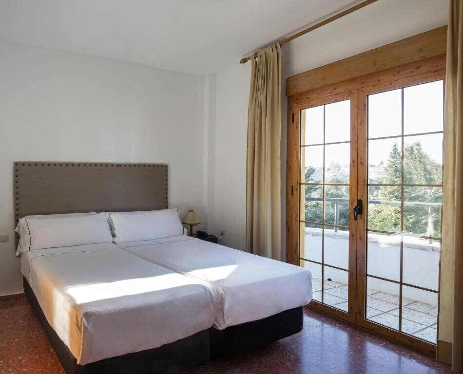 Fotografie El Almendral 2*