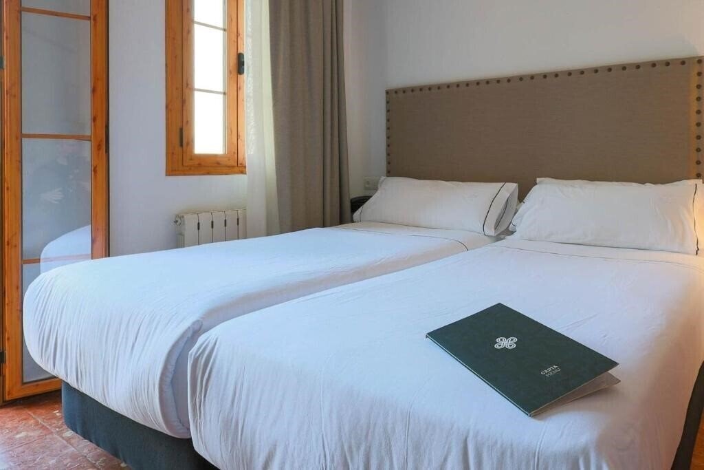 Imaginea El Almendral 2*