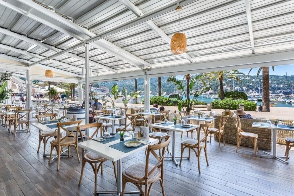 Imaginea Fergus Style Soller Beach 4*