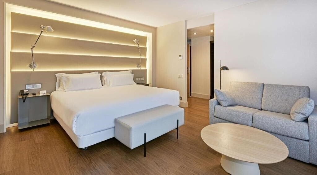 Фотография NH Sants Center 3*