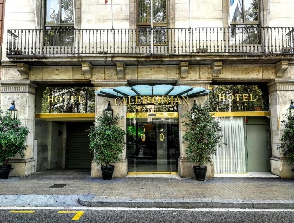 Hotel Caledonian 3*