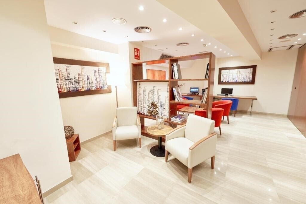 Imaginea Garbi Millenni 4*