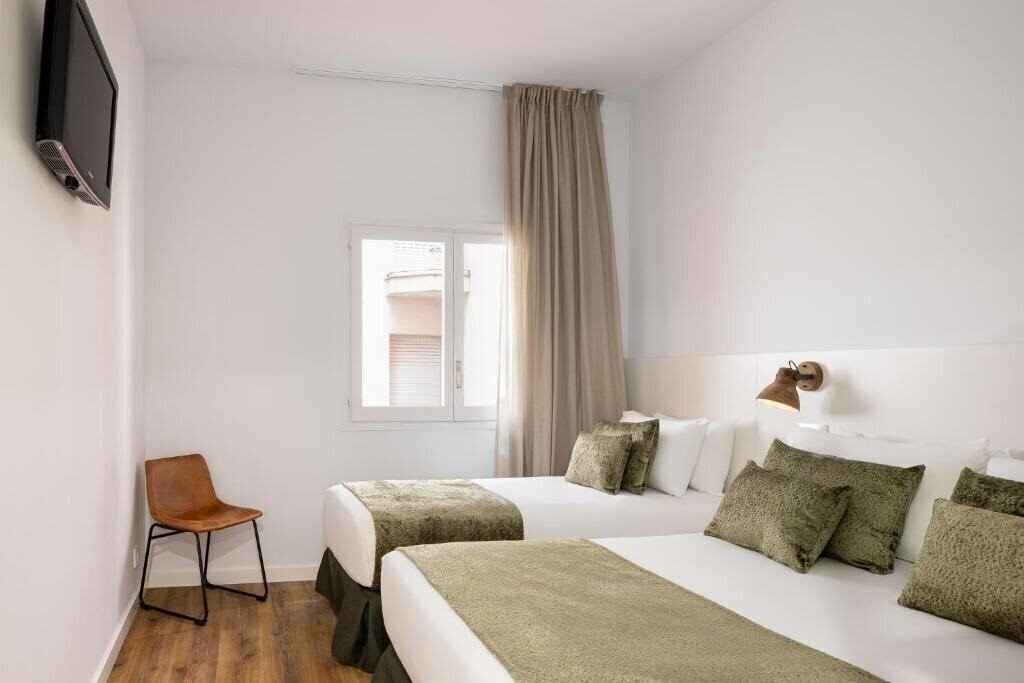 Изображение H.Top Bcn City 2*