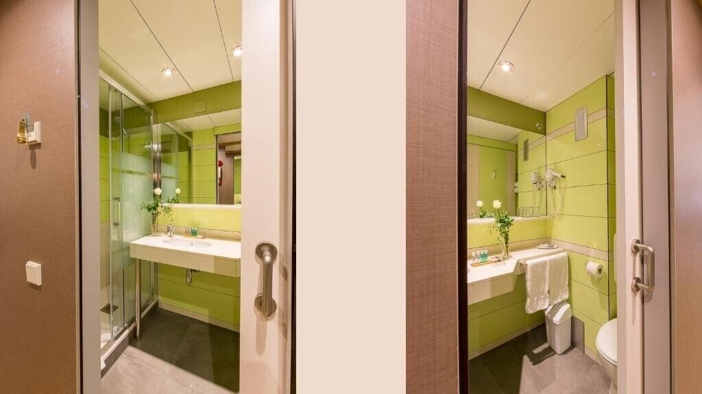 Фотография Bonanova Suite Aparthotel 3*