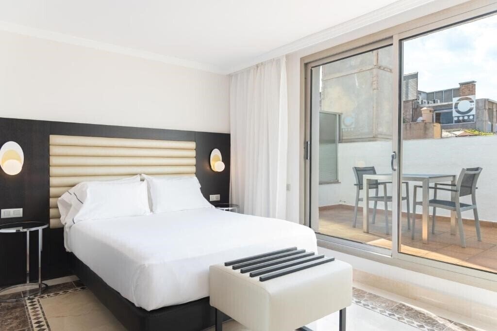 Hotel Eurostar Cristal Palace 4*