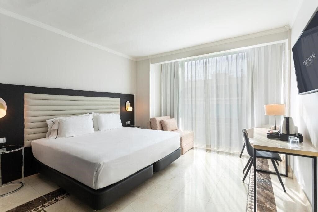 Imaginea Eurostar Cristal Palace 4*