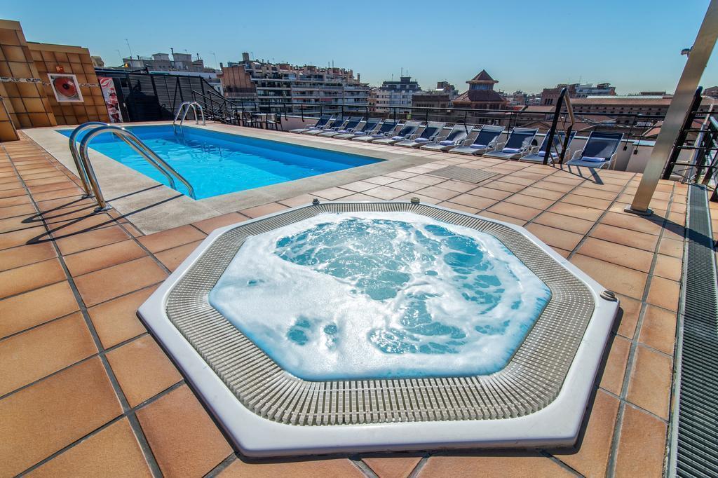 Отель Sunotel Aston 3*