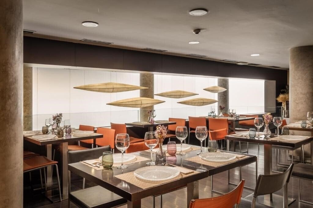 Imaginea Madanis Liceo 3*