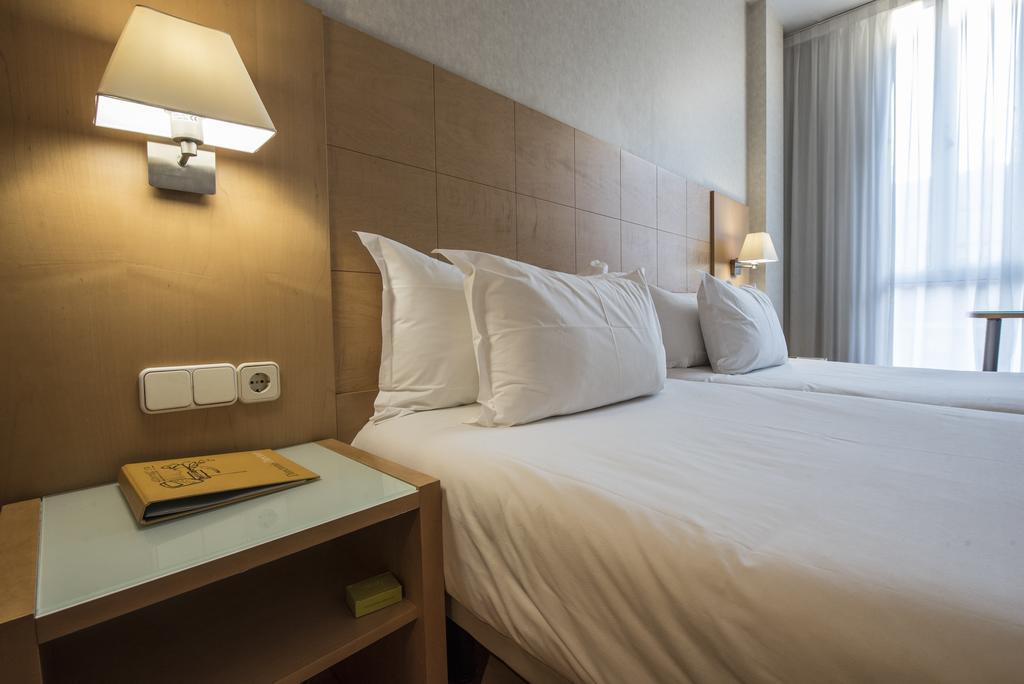 Imaginea Silken Sant Gervasi 3*