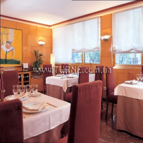 Hotel NH Condor 4*