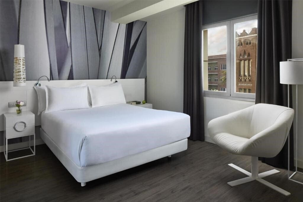 Hotel NH Barcelona Stadium (ex. NH Rallye) 3*
