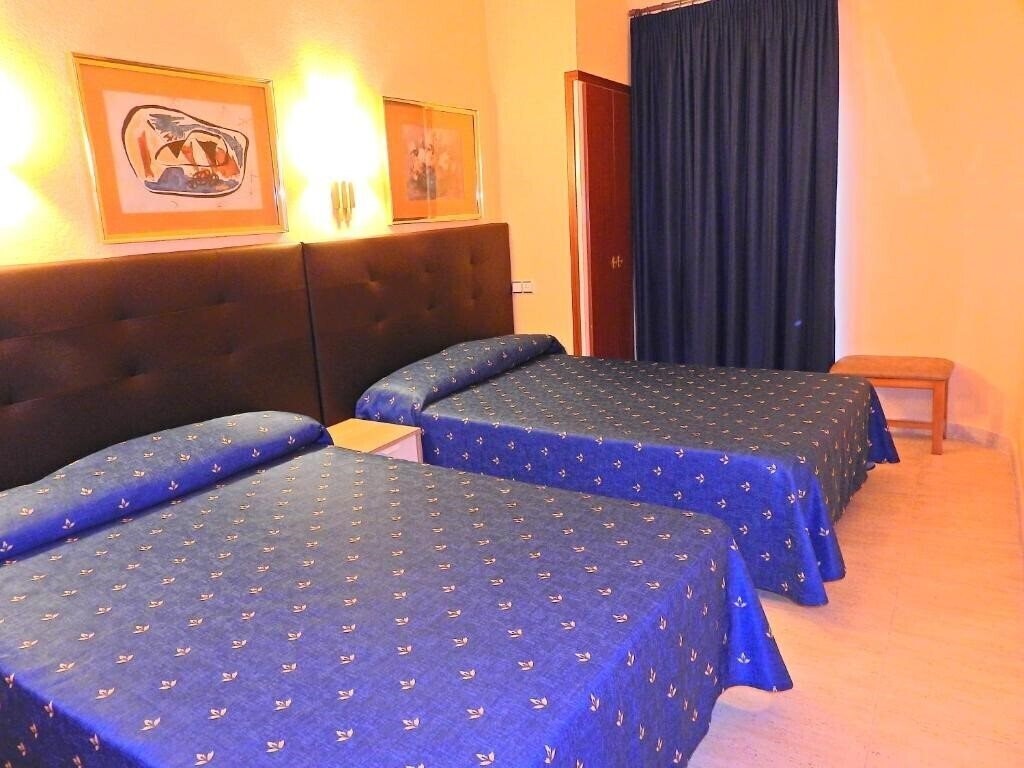 Fotografii Hostal Bonavista (ex. Bonavista Hotel) 2*