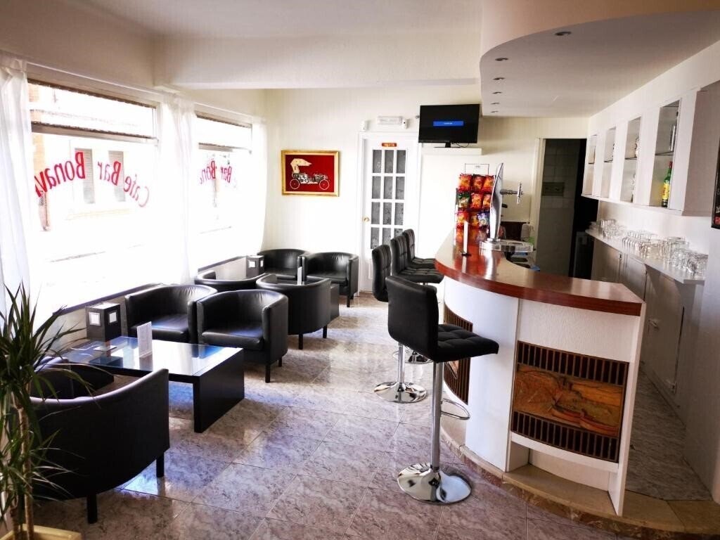 Imaginea Hostal Bonavista (ex. Bonavista Hotel) 2*