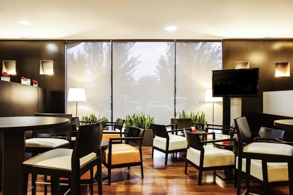 Imaginea Ibis Barcelona Molins De Rei 2*