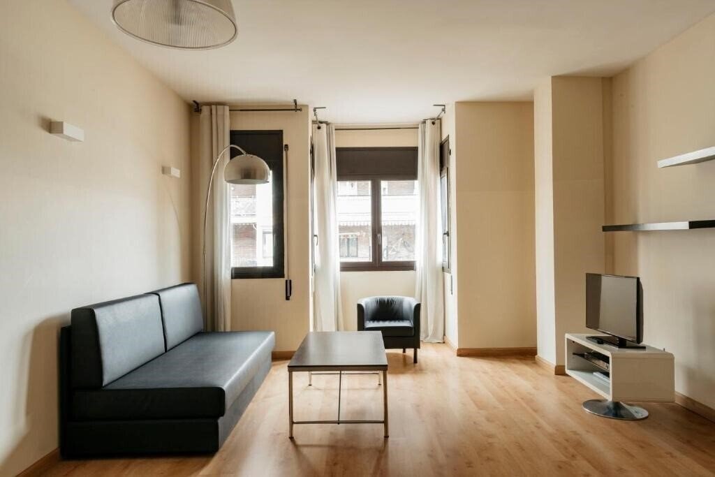 Imaginea Barcelona Apartment Villarroel 4*